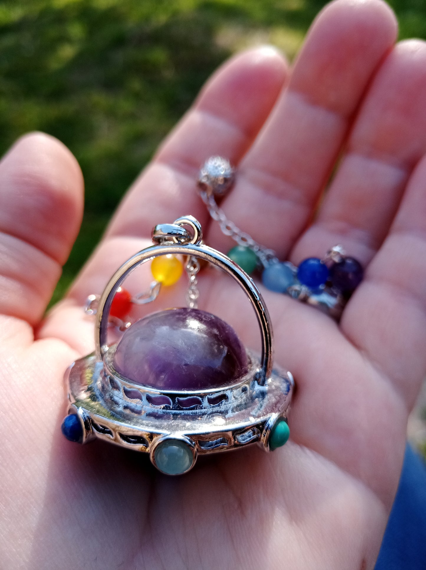 Online Psychic Reading, Crystal Ball, Archangel Cards, Aura Energy Scan.